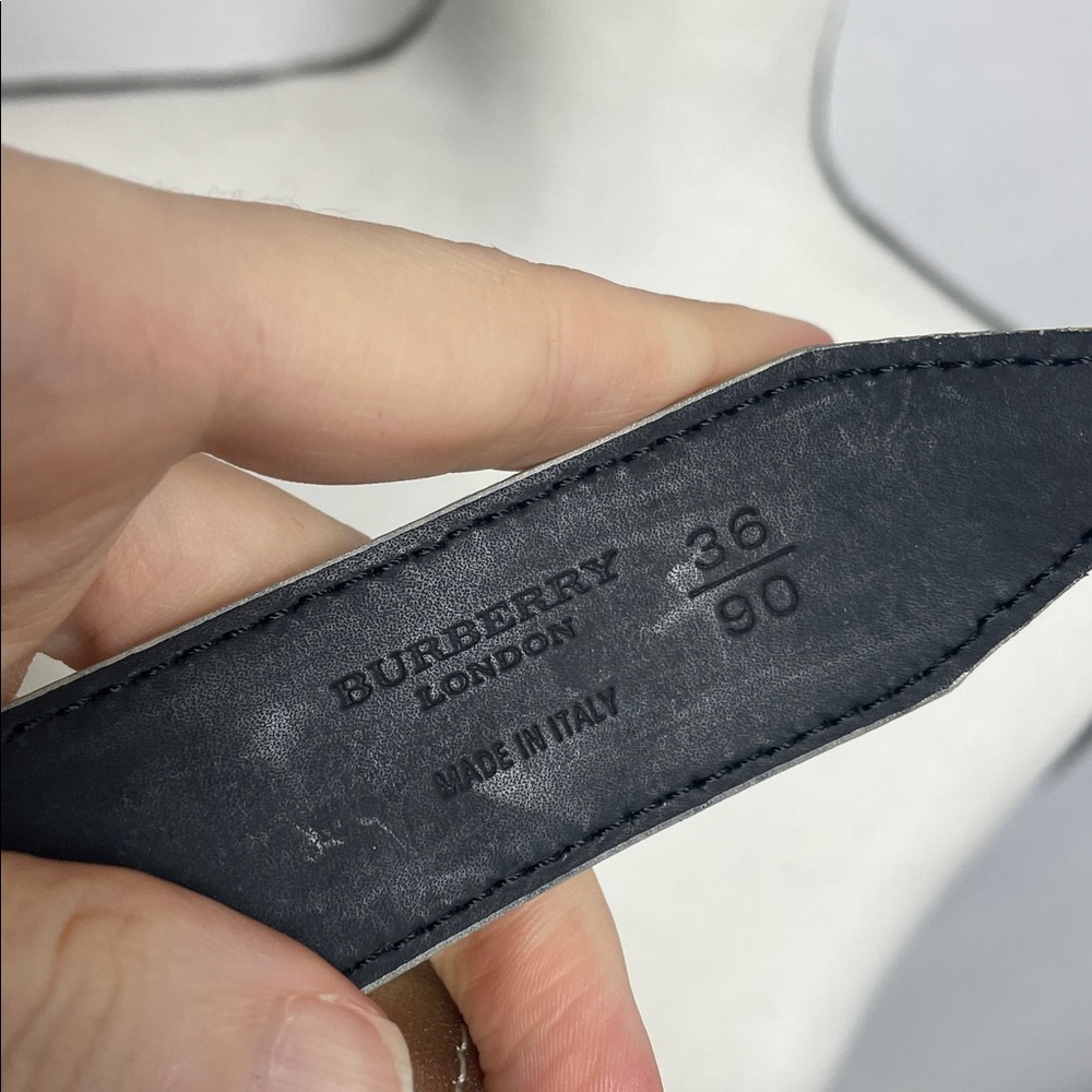 Burberry Metallic Belt London 36 90 made Italy leather - Picture 3 of 14